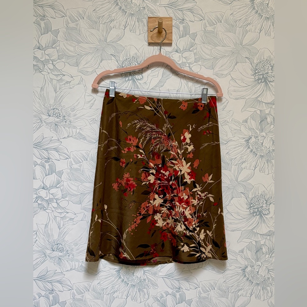 NWT Ann Taylor LOFT Floral A-Line Skirt – Silk Wool Blend